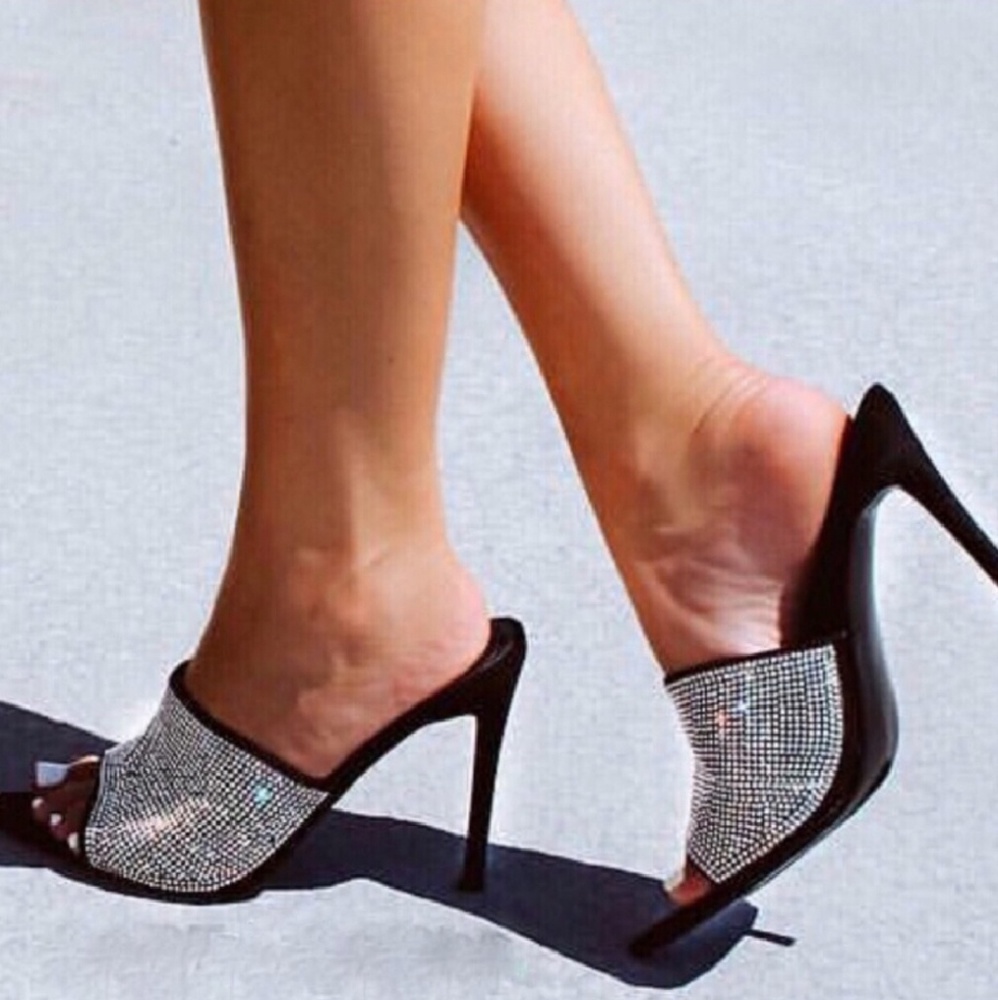 Last Size 8.5 💎Swarovski Embellished Pointy Heel - Picture 3 of 8